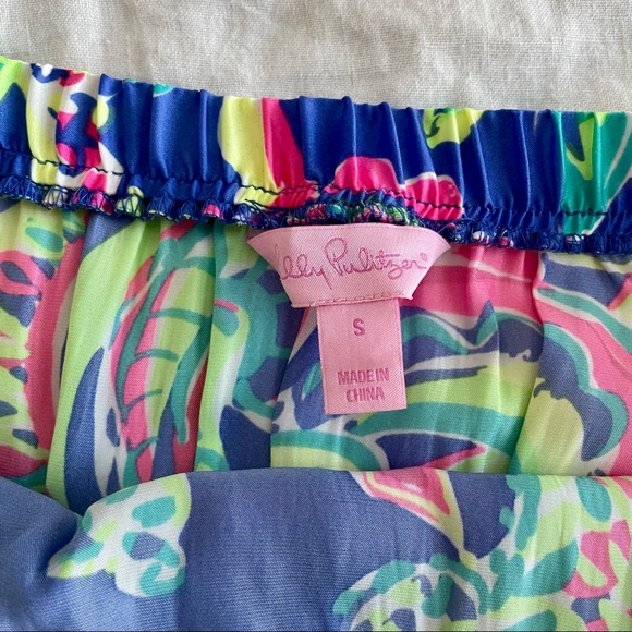 Lilly Pulitzer Ritz romper 🦚 - Picture 3 of 3